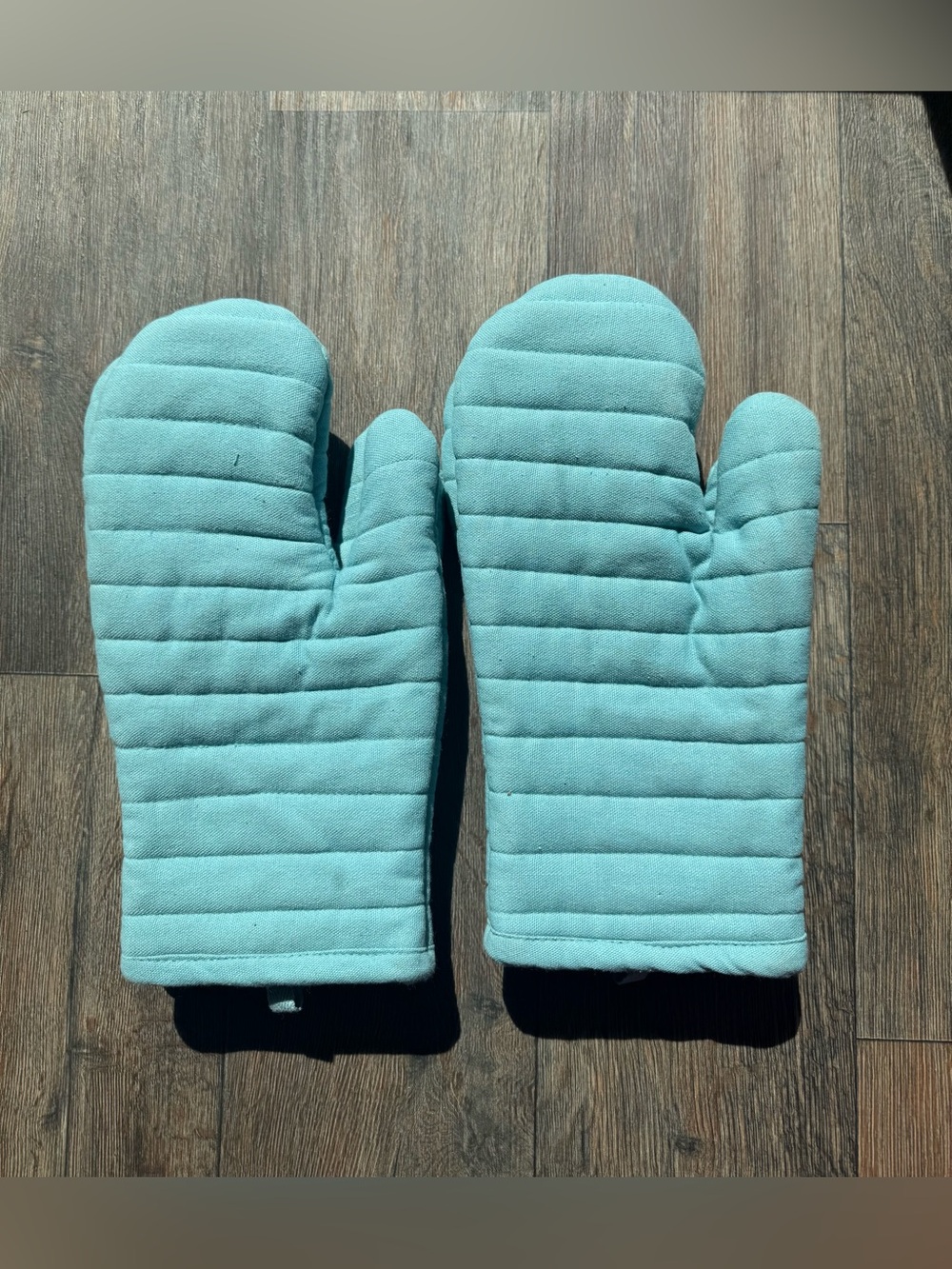 Mainstays Teal Oven Mitts- Set of 4 Mitts